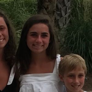 Meet your Posher, Caroline